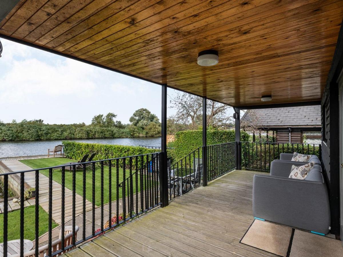 Sunset Lodge Brundall Extérieur photo